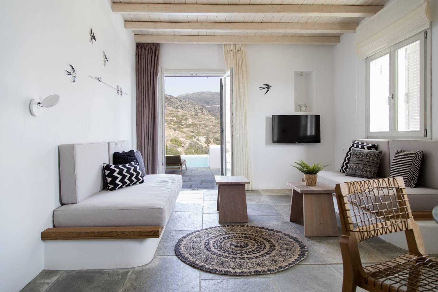Hide Out Suites Mylopotas Oda fotoğraf